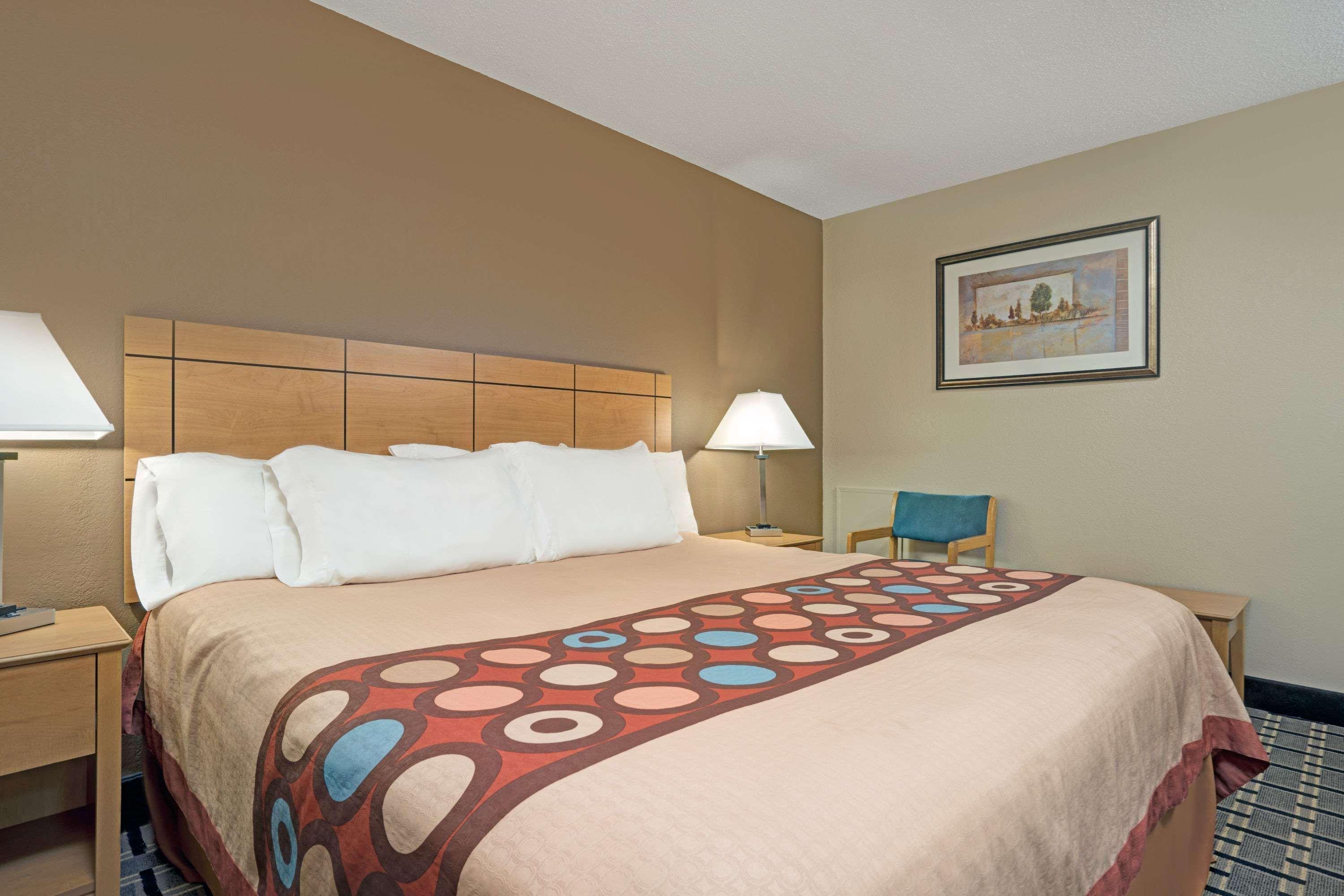 Hotel Super 8 By Wyndham Melrose Exteriér fotografie